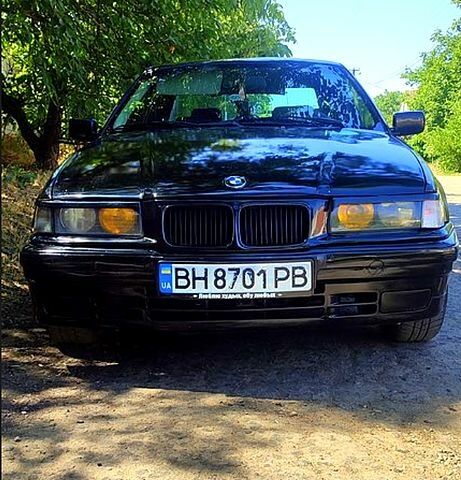 Синий БМВ 3 Серия, объемом двигателя 2 л и пробегом 0 тыс. км за 2600 $, фото 5 на Automoto.ua