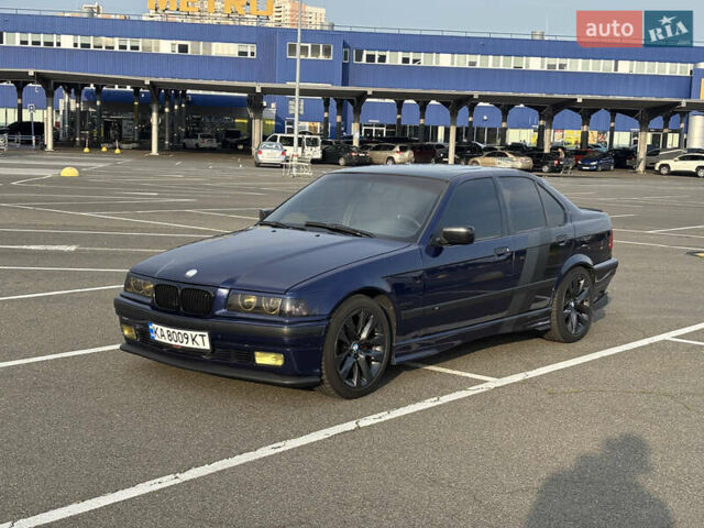 Синий БМВ 3 Серия, объемом двигателя 2 л и пробегом 322 тыс. км за 5000 $, фото 6 на Automoto.ua