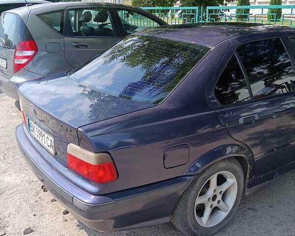 Синий БМВ 3 Серия, объемом двигателя 1.99 л и пробегом 350 тыс. км за 2300 $, фото 4 на Automoto.ua