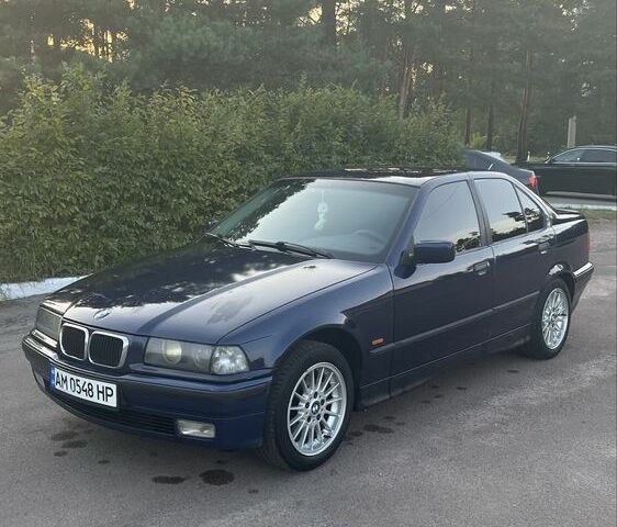 Синий БМВ 3 Серия, объемом двигателя 1.8 л и пробегом 400 тыс. км за 3000 $, фото 11 на Automoto.ua