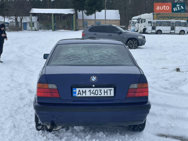 Синій БМВ 3 Серія, об'ємом двигуна 1.6 л та пробігом 400 тис. км за 2200 $, фото 4 на Automoto.ua