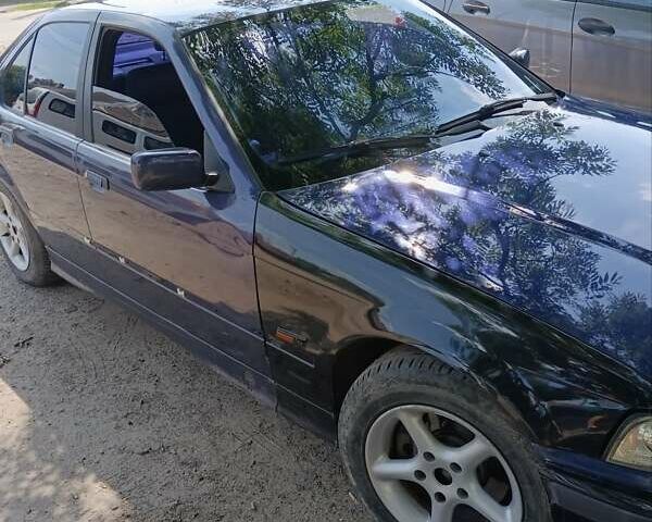 Синий БМВ 3 Серия, объемом двигателя 1.99 л и пробегом 350 тыс. км за 2300 $, фото 3 на Automoto.ua