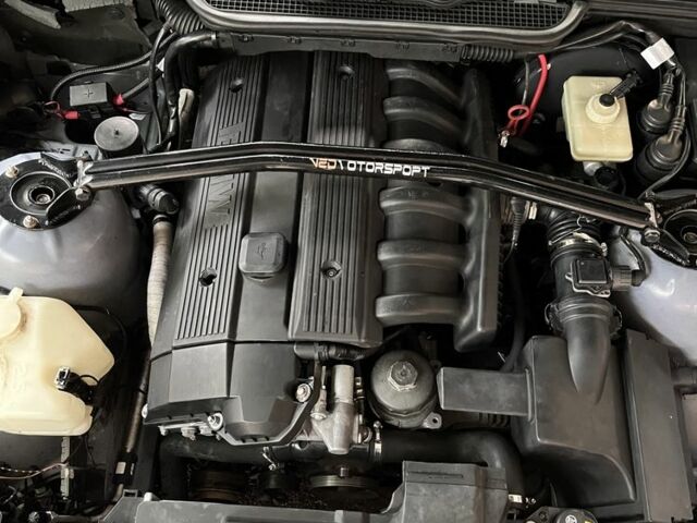 Синий БМВ 3 Серия, объемом двигателя 2 л и пробегом 420 тыс. км за 6000 $, фото 6 на Automoto.ua