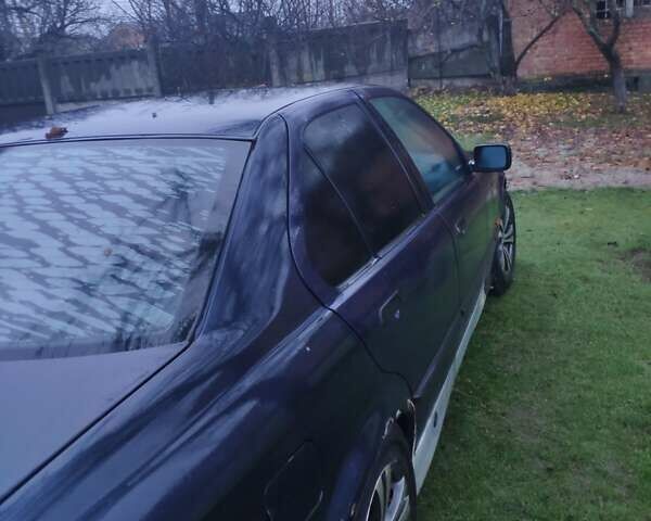 Синій БМВ 3 Серія, об'ємом двигуна 2 л та пробігом 380 тис. км за 2100 $, фото 2 на Automoto.ua