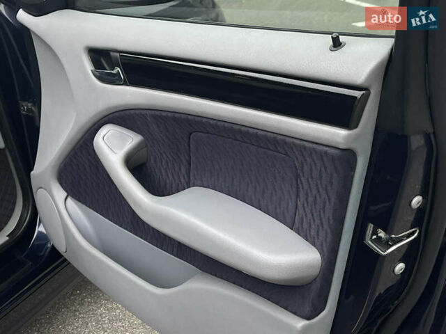 Синий БМВ 3 Серия, объемом двигателя 1.9 л и пробегом 320 тыс. км за 4700 $, фото 84 на Automoto.ua