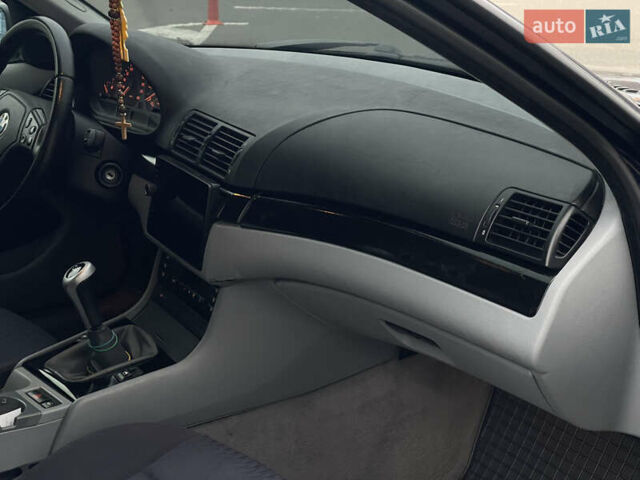 Синий БМВ 3 Серия, объемом двигателя 1.9 л и пробегом 320 тыс. км за 4700 $, фото 78 на Automoto.ua