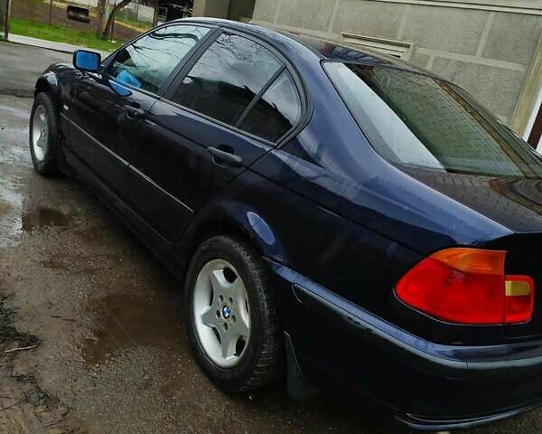 Синий БМВ 3 Серия, объемом двигателя 2 л и пробегом 370 тыс. км за 4200 $, фото 4 на Automoto.ua