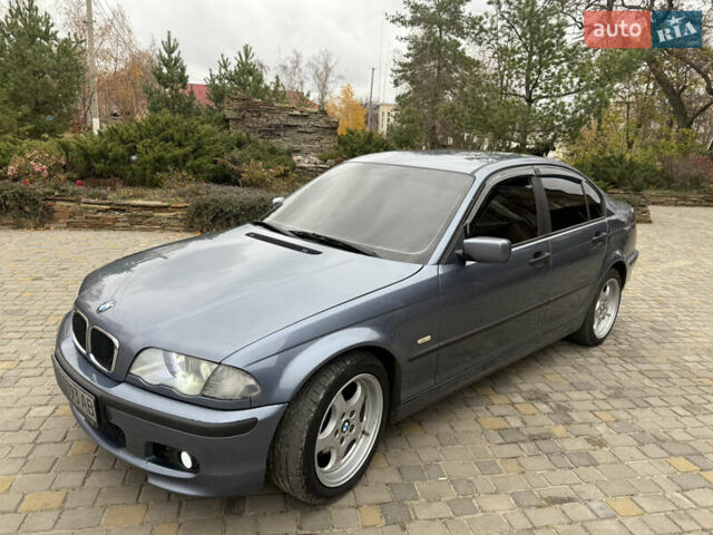 Синий БМВ 3 Серия, объемом двигателя 1.9 л и пробегом 220 тыс. км за 4300 $, фото 6 на Automoto.ua
