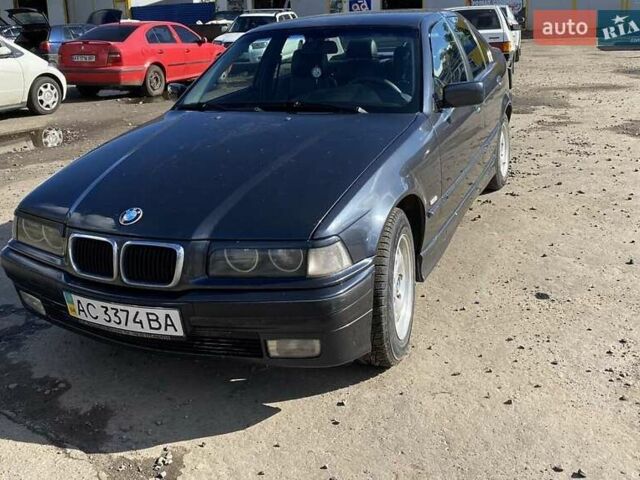 Синий БМВ 3 Серия, объемом двигателя 1.8 л и пробегом 300 тыс. км за 4500 $, фото 3 на Automoto.ua