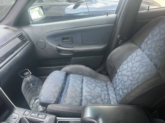 Синій БМВ 3 Серія, об'ємом двигуна 2.5 л та пробігом 211 тис. км за 2200 $, фото 4 на Automoto.ua