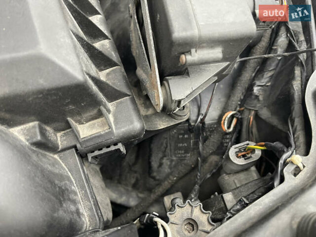 Синий БМВ 3 Серия, объемом двигателя 1.9 л и пробегом 320 тыс. км за 4700 $, фото 72 на Automoto.ua