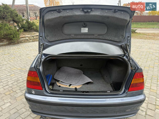 Синий БМВ 3 Серия, объемом двигателя 1.9 л и пробегом 220 тыс. км за 4300 $, фото 14 на Automoto.ua