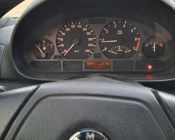 Синій БМВ 3 Серія, об'ємом двигуна 1.9 л та пробігом 199 тис. км за 4700 $, фото 2 на Automoto.ua