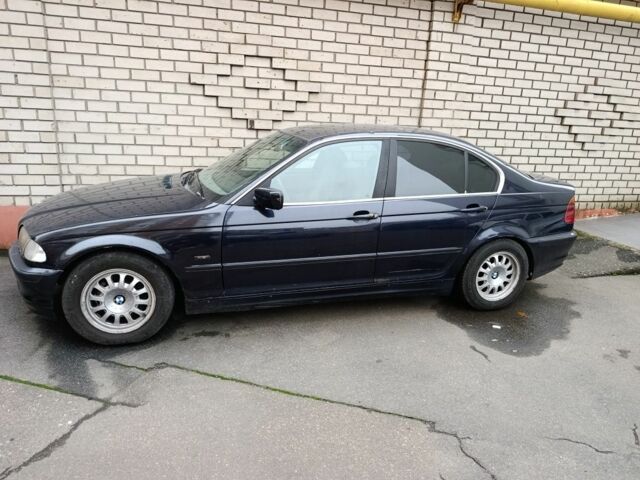 Синий БМВ 3 Серия, объемом двигателя 2.5 л и пробегом 323 тыс. км за 3000 $, фото 1 на Automoto.ua