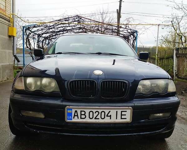 Синий БМВ 3 Серия, объемом двигателя 2 л и пробегом 370 тыс. км за 4200 $, фото 1 на Automoto.ua