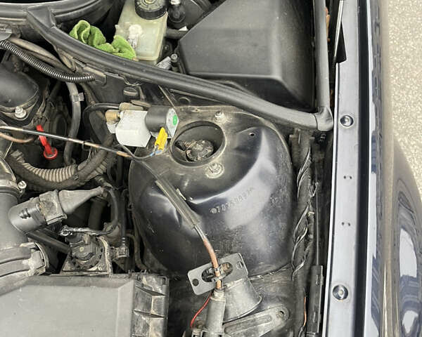 Синий БМВ 3 Серия, объемом двигателя 1.9 л и пробегом 320 тыс. км за 4700 $, фото 70 на Automoto.ua