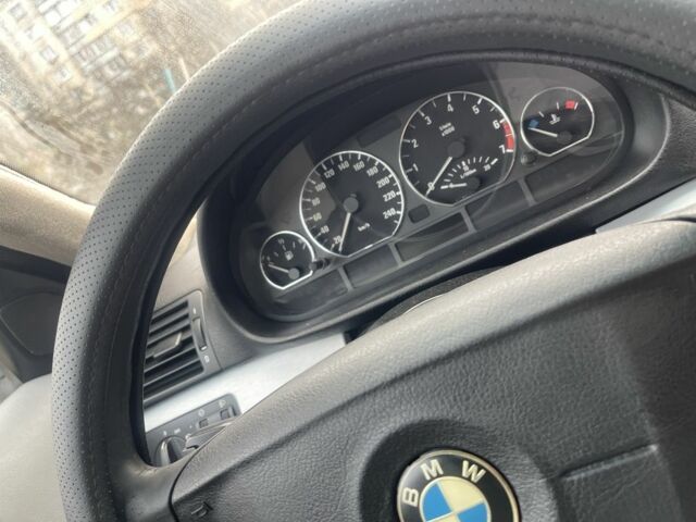 Синий БМВ 3 Серия, объемом двигателя 1.9 л и пробегом 220 тыс. км за 2400 $, фото 10 на Automoto.ua