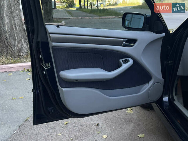 Синій БМВ 3 Серія, об'ємом двигуна 1.9 л та пробігом 312 тис. км за 4600 $, фото 34 на Automoto.ua