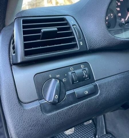 Синий БМВ 3 Серия, объемом двигателя 1.9 л и пробегом 325 тыс. км за 3000 $, фото 14 на Automoto.ua