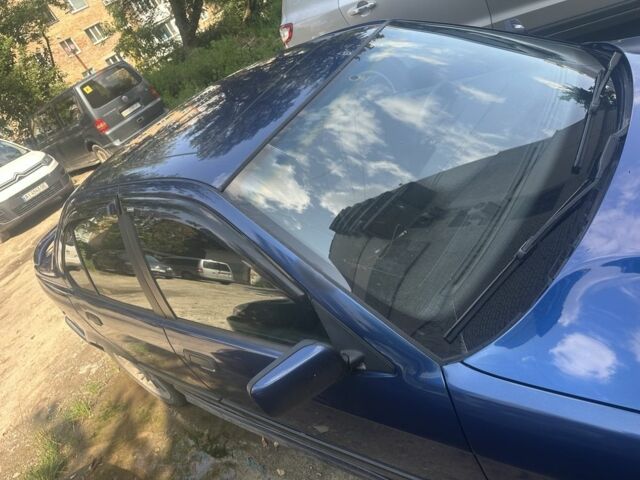 Синій БМВ 3 Серія, об'ємом двигуна 2.5 л та пробігом 211 тис. км за 2200 $, фото 9 на Automoto.ua