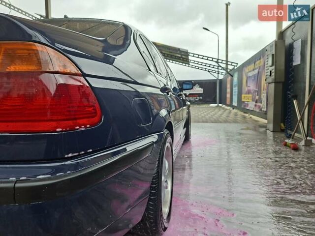 Синій БМВ 3 Серія, об'ємом двигуна 1.9 л та пробігом 346 тис. км за 4699 $, фото 14 на Automoto.ua