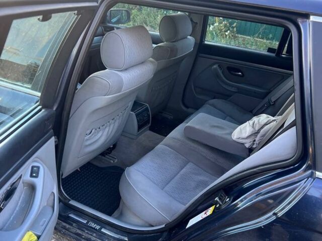 Синій БМВ 3 Серія, об'ємом двигуна 0 л та пробігом 404 тис. км за 1895 $, фото 6 на Automoto.ua