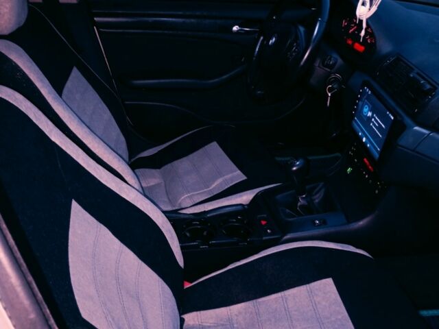 Синий БМВ 3 Серия, объемом двигателя 2 л и пробегом 275 тыс. км за 3800 $, фото 7 на Automoto.ua