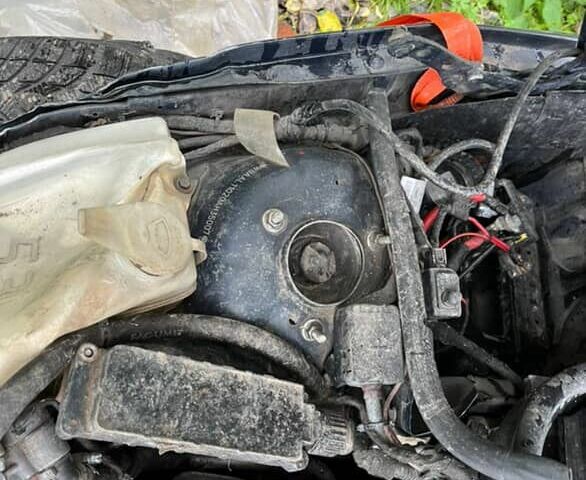 Синий БМВ 3 Серия, объемом двигателя 0 л и пробегом 240 тыс. км за 1500 $, фото 5 на Automoto.ua