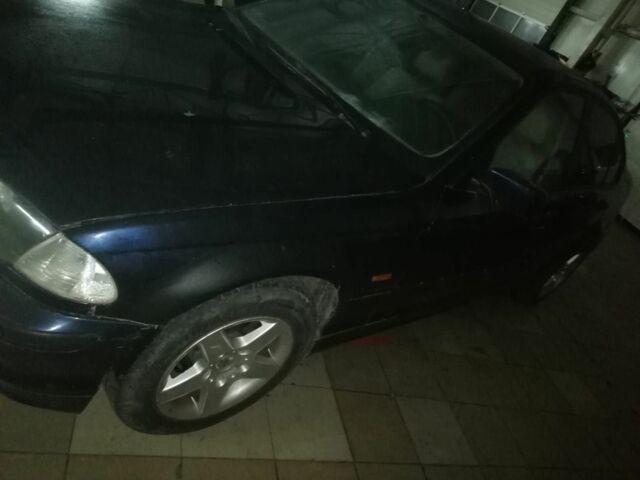 Синій БМВ 3 Серія, об'ємом двигуна 2 л та пробігом 500 тис. км за 800 $, фото 9 на Automoto.ua