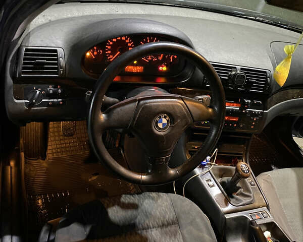 Синий БМВ 3 Серия, объемом двигателя 1.9 л и пробегом 370 тыс. км за 3000 $, фото 12 на Automoto.ua