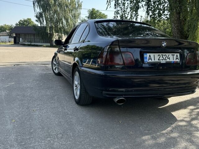 Синий БМВ 3 Серия, объемом двигателя 0 л и пробегом 3 тыс. км за 4800 $, фото 3 на Automoto.ua