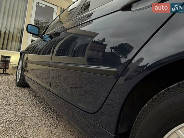 Синій БМВ 3 Серія, об'ємом двигуна 1.9 л та пробігом 164 тис. км за 5999 $, фото 7 на Automoto.ua