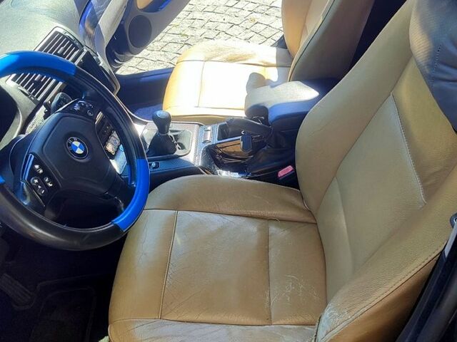 Синий БМВ 3 Серия, объемом двигателя 2 л и пробегом 254 тыс. км за 3250 $, фото 6 на Automoto.ua