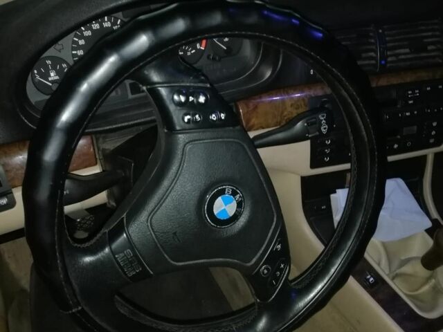 Синій БМВ 3 Серія, об'ємом двигуна 2 л та пробігом 500 тис. км за 800 $, фото 8 на Automoto.ua