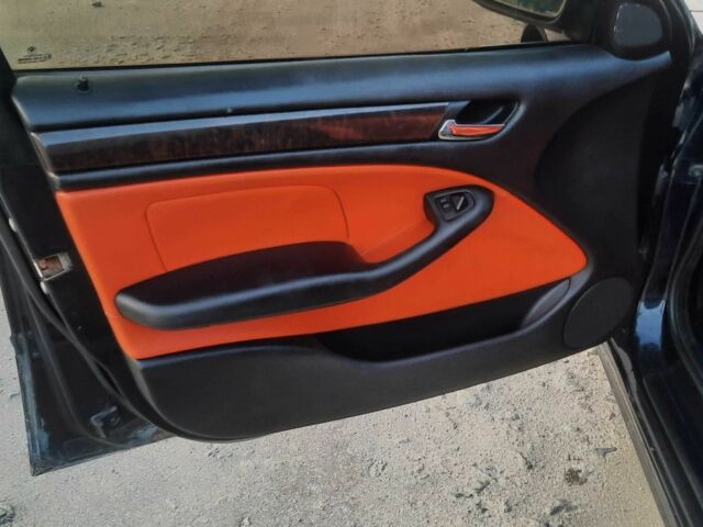 Синий БМВ 3 Серия, объемом двигателя 2 л и пробегом 430 тыс. км за 4200 $, фото 13 на Automoto.ua