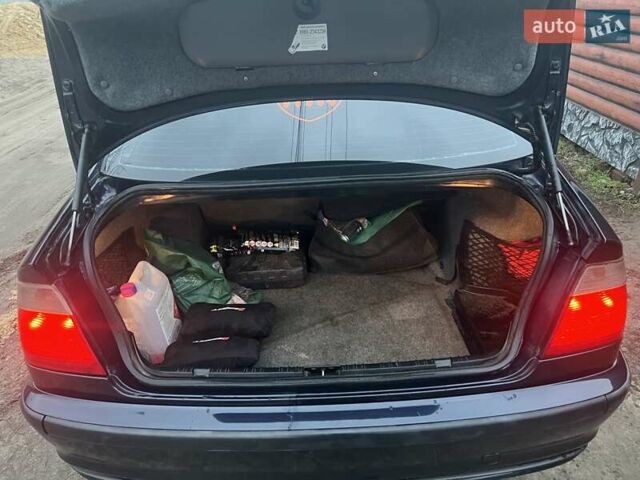 Синий БМВ 3 Серия, объемом двигателя 2 л и пробегом 352 тыс. км за 4200 $, фото 6 на Automoto.ua
