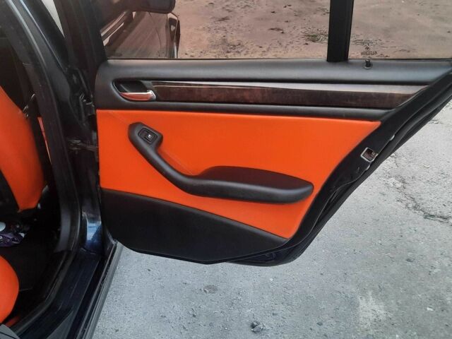 Синий БМВ 3 Серия, объемом двигателя 2 л и пробегом 430 тыс. км за 4200 $, фото 17 на Automoto.ua