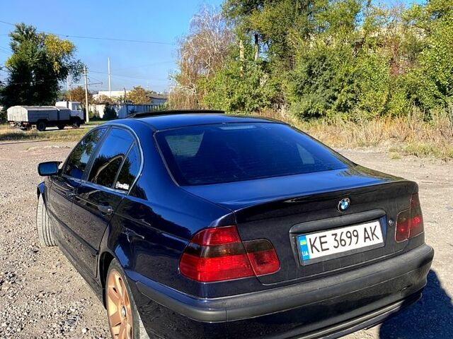 Синий БМВ 3 Серия, объемом двигателя 2 л и пробегом 300 тыс. км за 6000 $, фото 1 на Automoto.ua