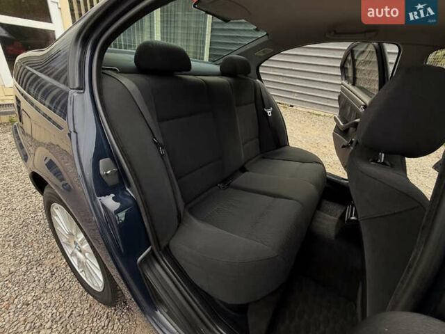 Синій БМВ 3 Серія, об'ємом двигуна 1.9 л та пробігом 164 тис. км за 5999 $, фото 9 на Automoto.ua