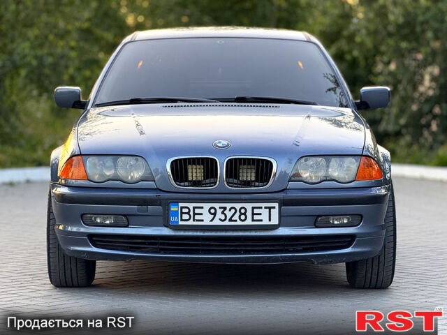 Синий БМВ 3 Серия, объемом двигателя 1.9 л и пробегом 260 тыс. км за 4999 $, фото 1 на Automoto.ua