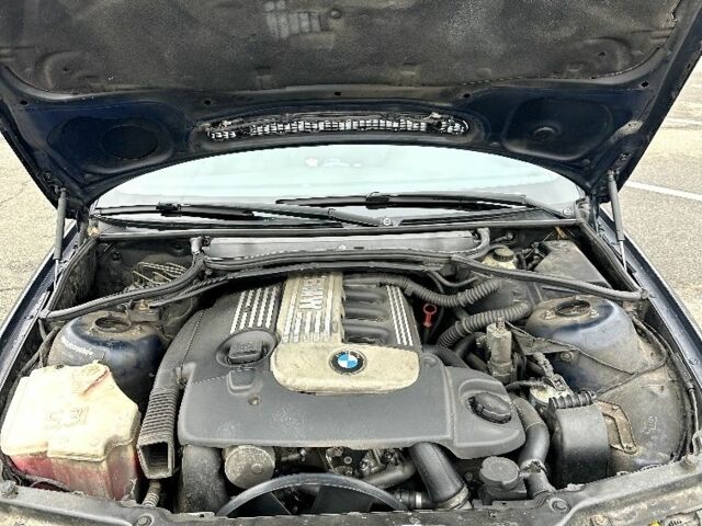 Синий БМВ 3 Серия, объемом двигателя 3 л и пробегом 340 тыс. км за 4200 $, фото 7 на Automoto.ua