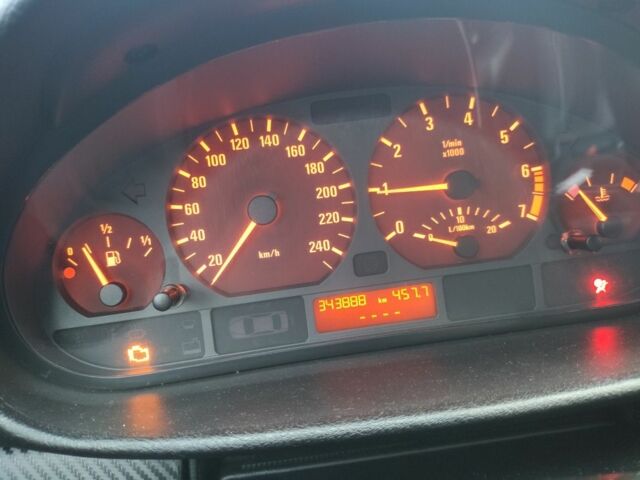 Синій БМВ 3 Серія, об'ємом двигуна 1.9 л та пробігом 342 тис. км за 4500 $, фото 5 на Automoto.ua