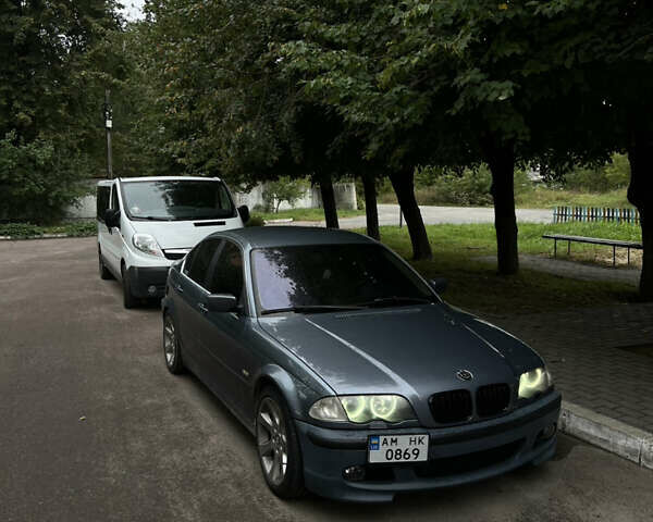 Синий БМВ 3 Серия, объемом двигателя 2.93 л и пробегом 470 тыс. км за 6300 $, фото 4 на Automoto.ua