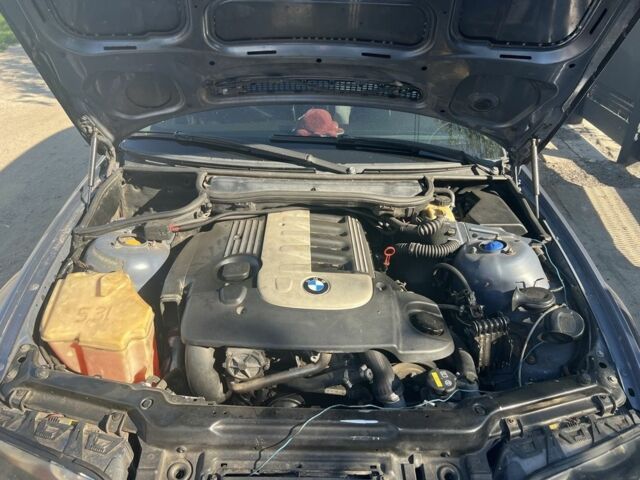 Синий БМВ 3 Серия, объемом двигателя 3 л и пробегом 415 тыс. км за 4750 $, фото 22 на Automoto.ua