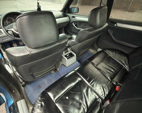 Синій БМВ 3 Серія, об'ємом двигуна 2.93 л та пробігом 330 тис. км за 4700 $, фото 5 на Automoto.ua