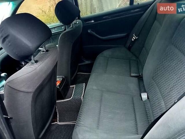 Синий БМВ 3 Серия, объемом двигателя 2 л и пробегом 325 тыс. км за 3700 $, фото 4 на Automoto.ua