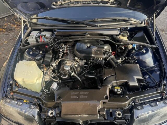 Синий БМВ 3 Серия, объемом двигателя 1.9 л и пробегом 320 тыс. км за 4999 $, фото 5 на Automoto.ua