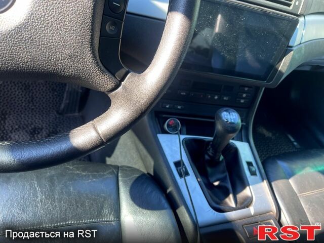 Синий БМВ 3 Серия, объемом двигателя 2 л и пробегом 294 тыс. км за 4200 $, фото 4 на Automoto.ua