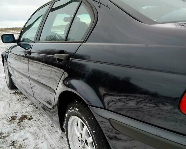 Синий БМВ 3 Серия, объемом двигателя 1.9 л и пробегом 290 тыс. км за 4600 $, фото 5 на Automoto.ua