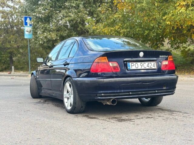 Синий БМВ 3 Серия, объемом двигателя 2 л и пробегом 250 тыс. км за 1650 $, фото 3 на Automoto.ua